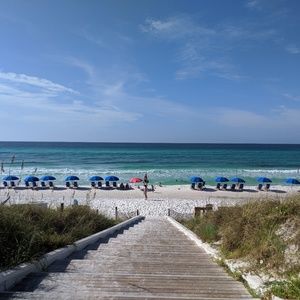 Meet your Posher, Catlyn